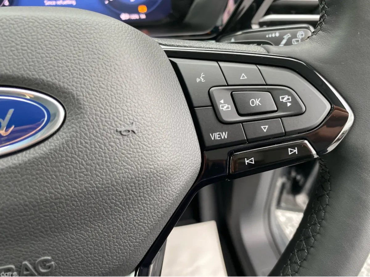 Ford Tourneo Connect MPV, Petrol Plug-in Hybrid, 2026, Grey