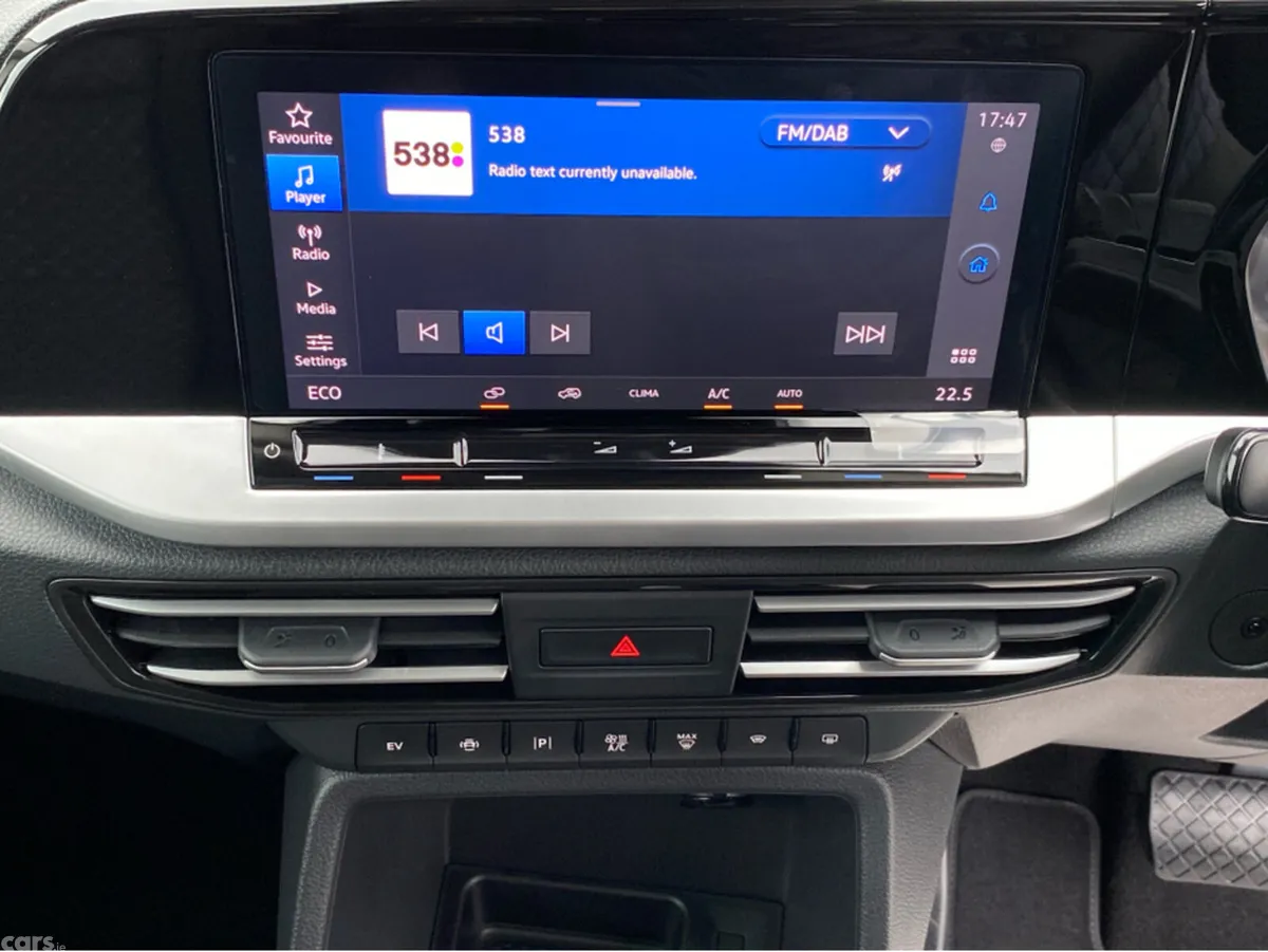 Ford Tourneo Connect MPV, Petrol Plug-in Hybrid, 2026, Grey
