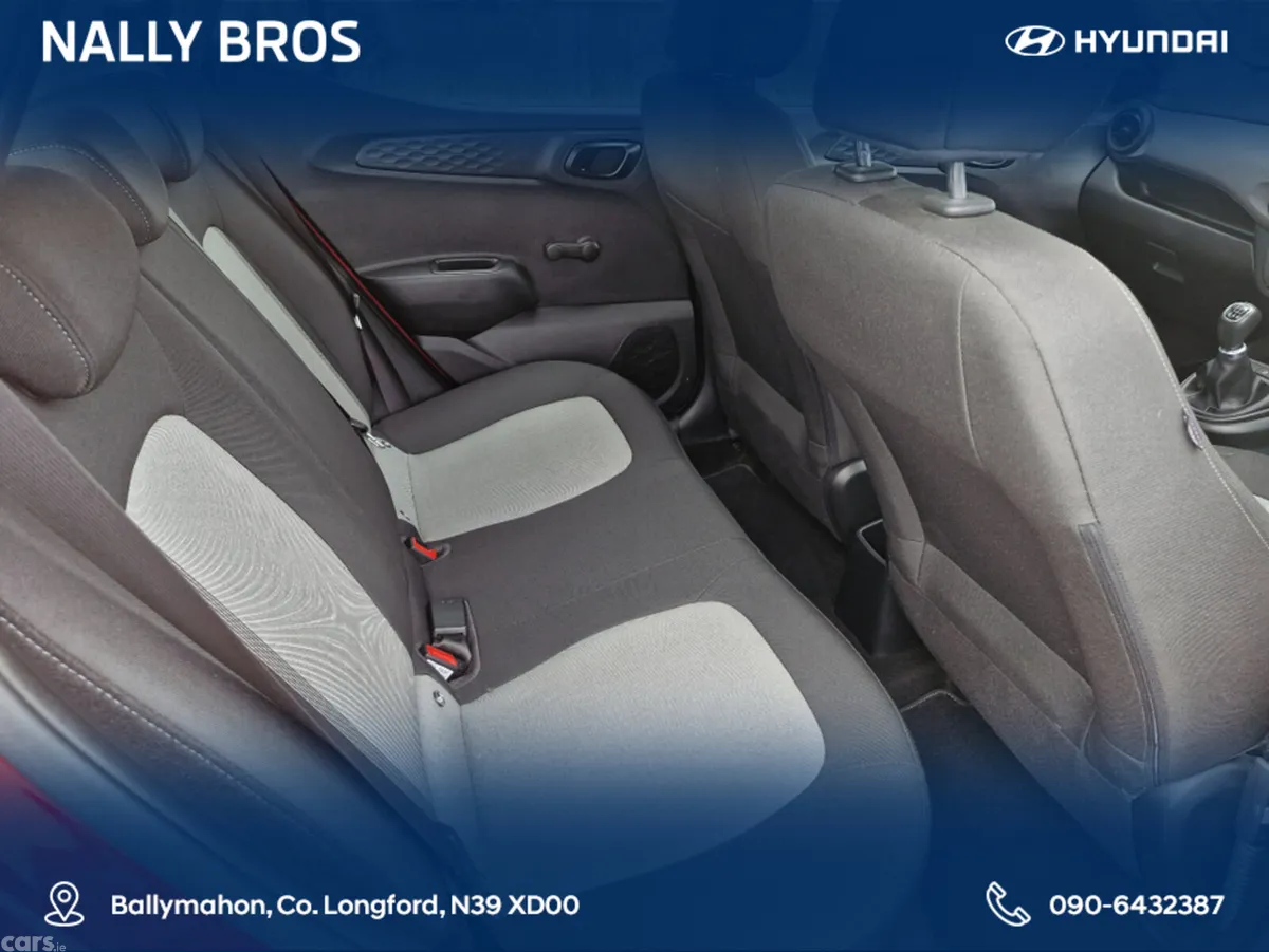 Hyundai i10 Hatchback, Petrol, 2021, Red