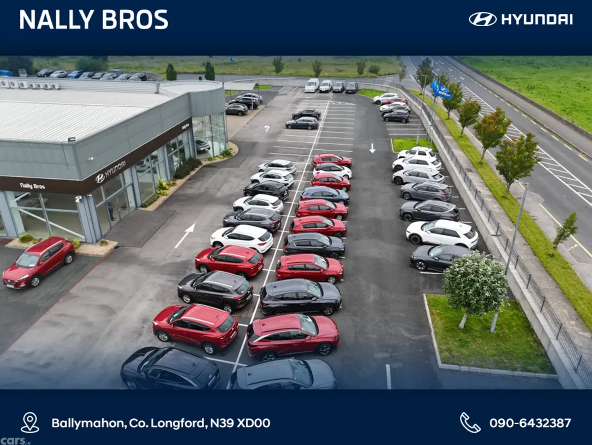 Hyundai i10 Hatchback, Petrol, 2021, Red