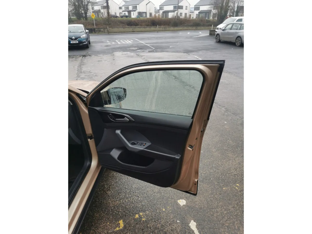 Volkswagen T-Cross Estate, Petrol, 2019, Gold