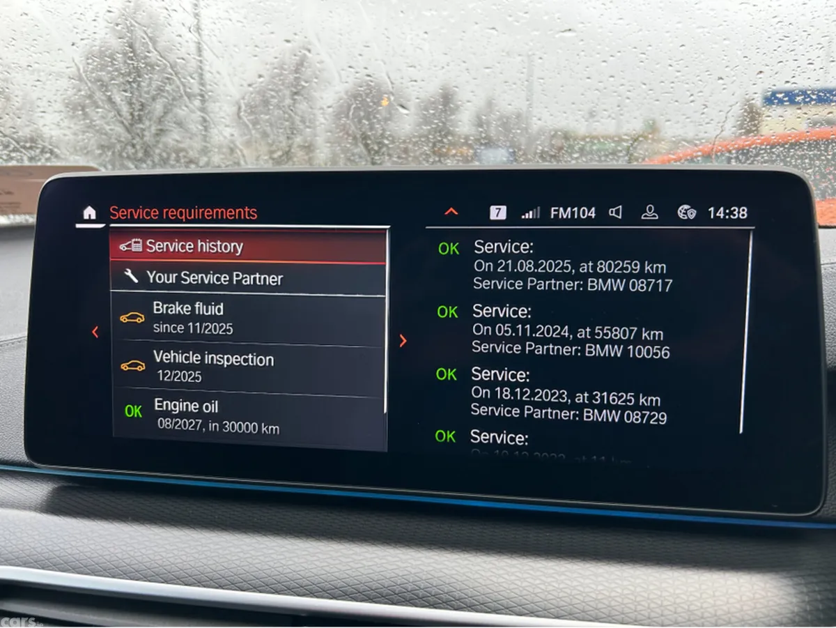 BMW 5-Series Estate, Petrol Plug-in Hybrid, 2022, Grey