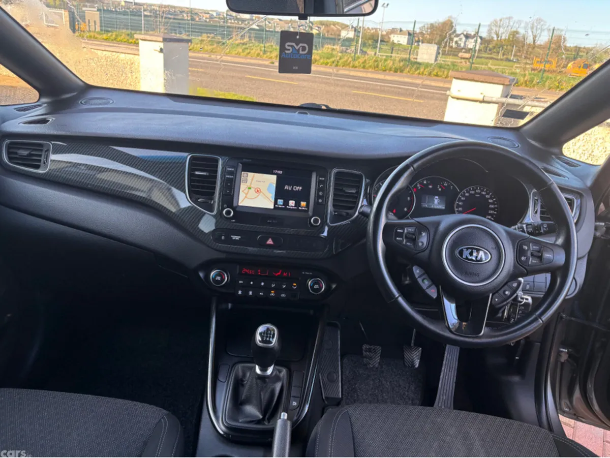 Kia Carens Estate, Diesel, 2018, Grey