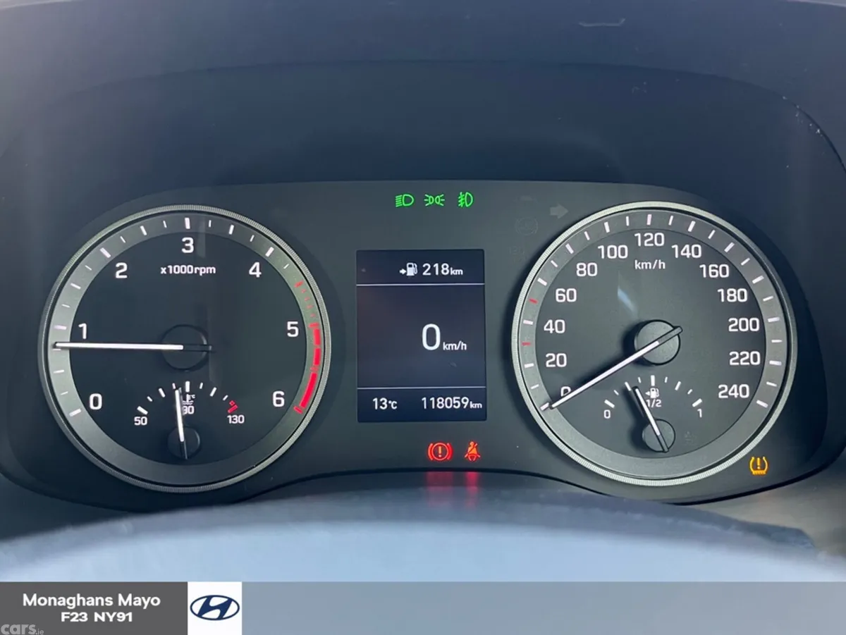 Hyundai Tucson MPV, Diesel, 2019, Black