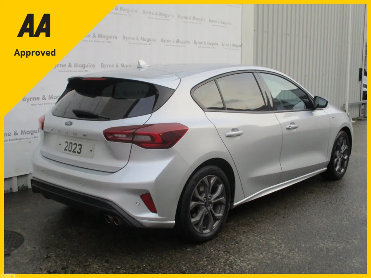 Ford Focus Hatchback, Petrol, 2023, Silver