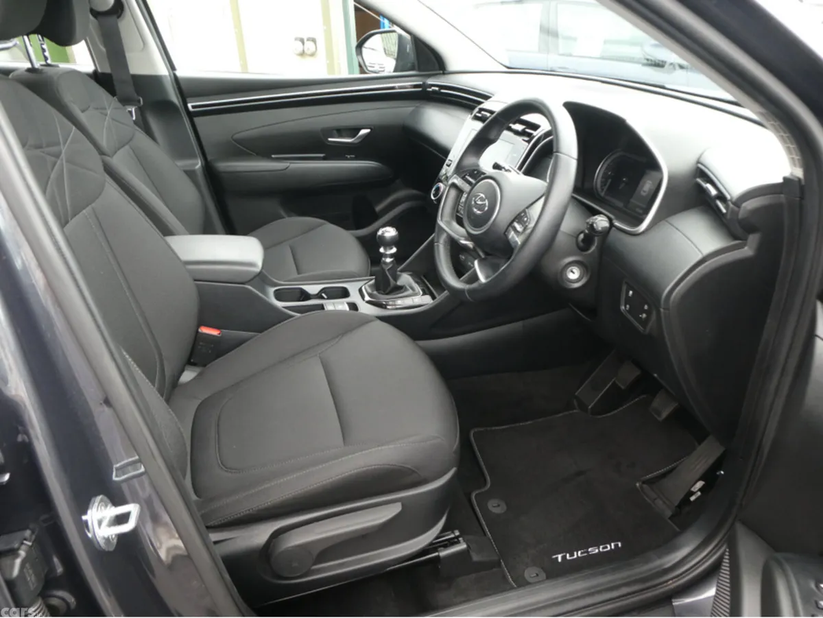 Hyundai Tucson MPV, Diesel, 2022, Grey