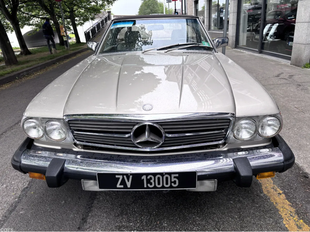 Mercedes-Benz SL-Class Coupe, Petrol, 1988, Gold