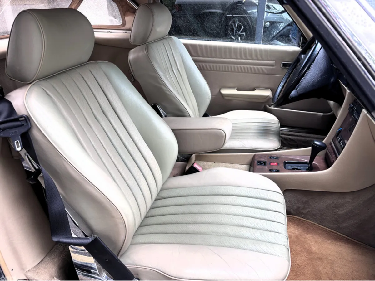 Mercedes-Benz SL-Class Coupe, Petrol, 1988, Gold