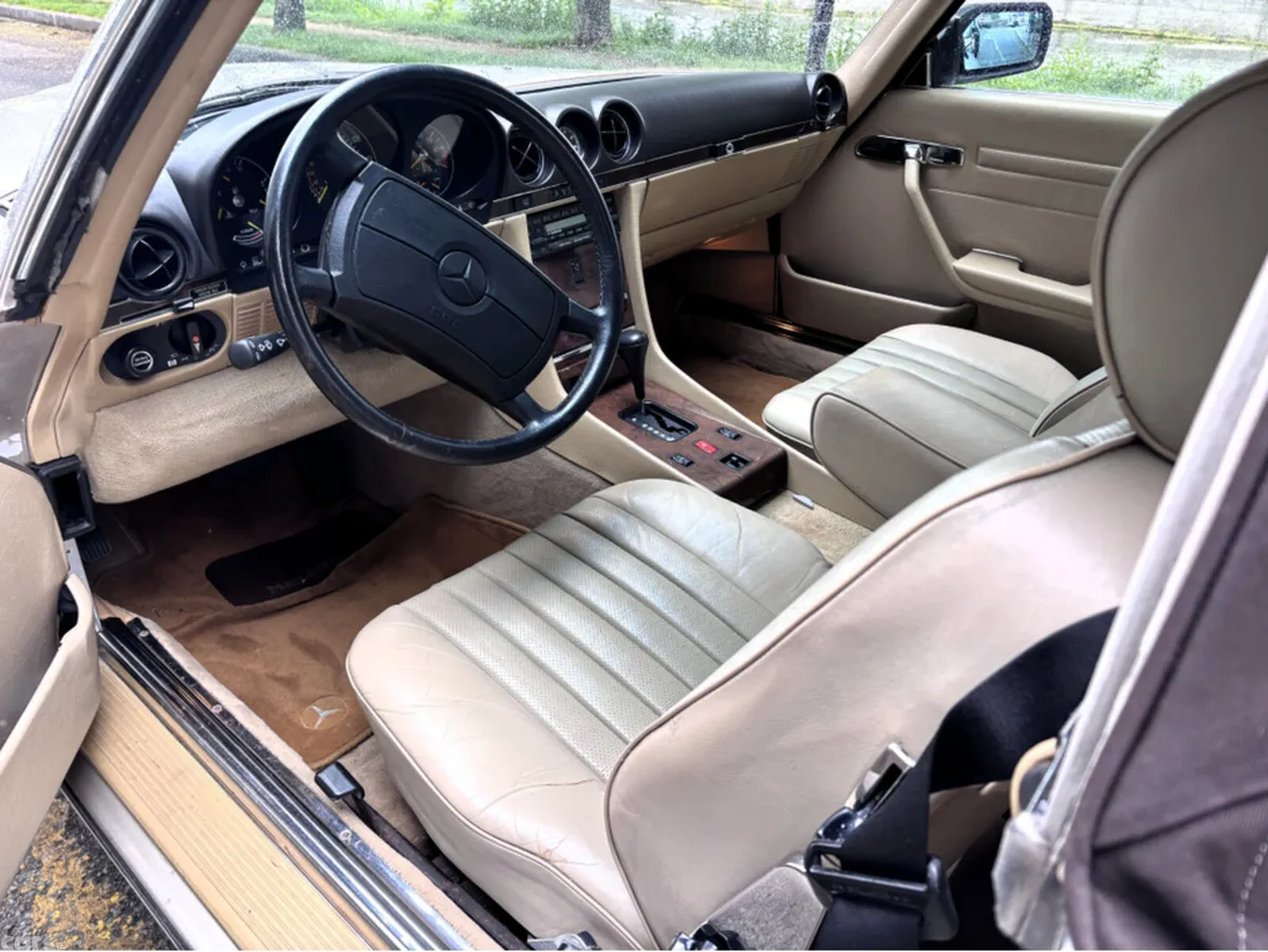 Mercedes-Benz SL-Class Coupe, Petrol, 1988, Gold