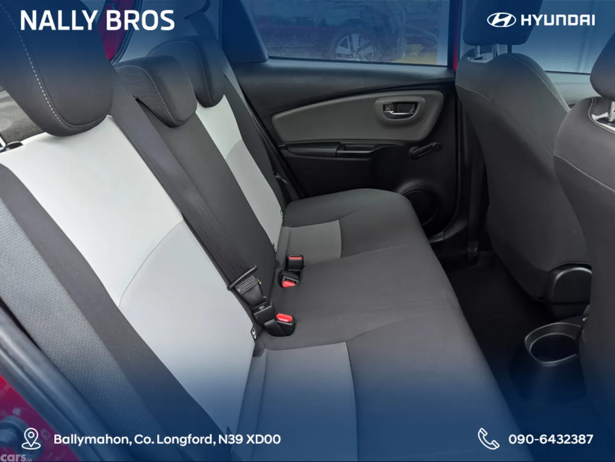 Toyota Yaris Hatchback, Petrol, 2019, Red