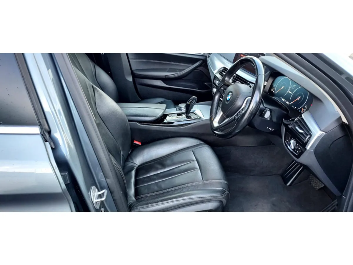 BMW 5-Series Saloon, Petrol Plug-in Hybrid, 2018, Blue