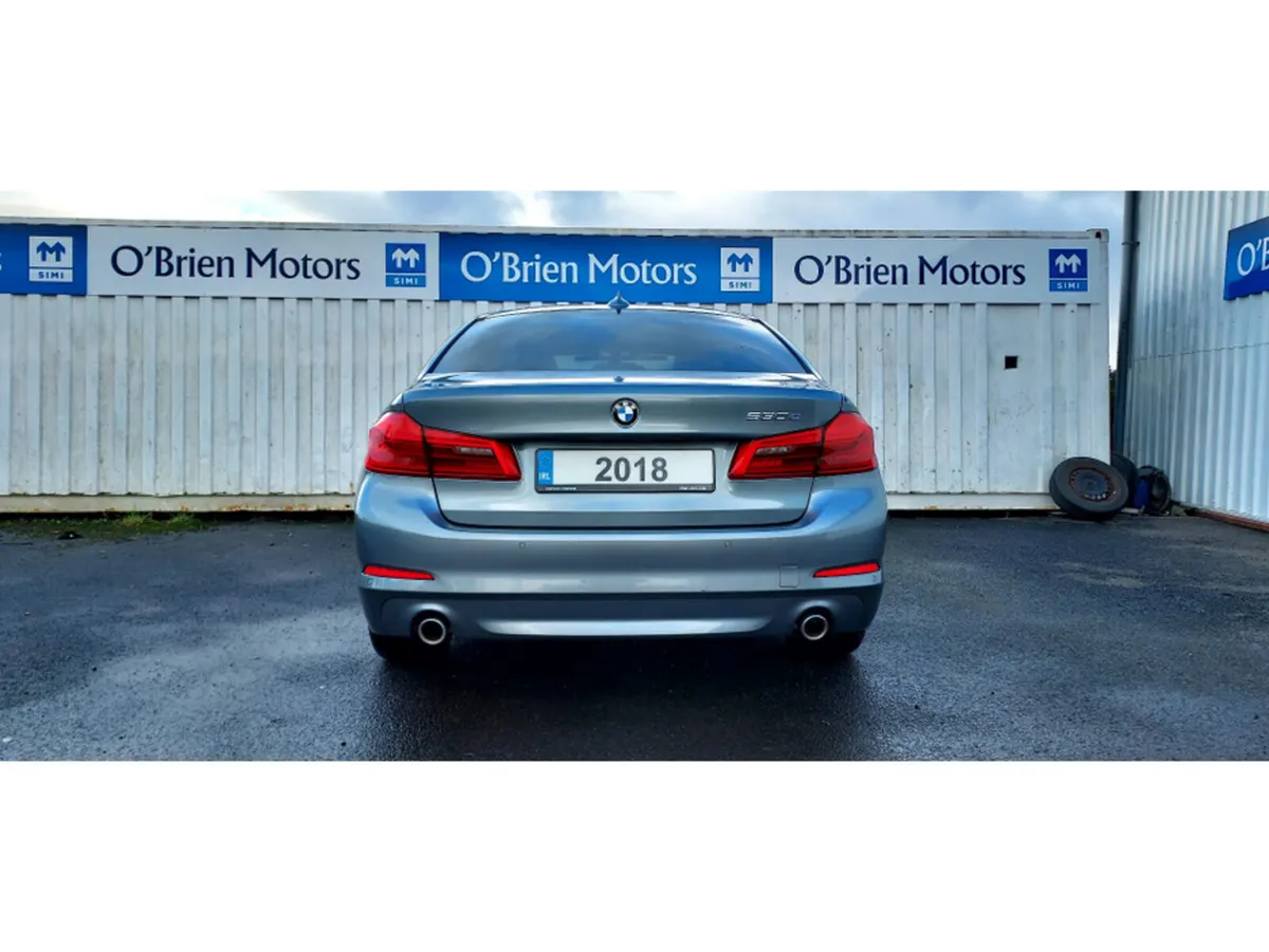 BMW 5-Series Saloon, Petrol Plug-in Hybrid, 2018, Blue