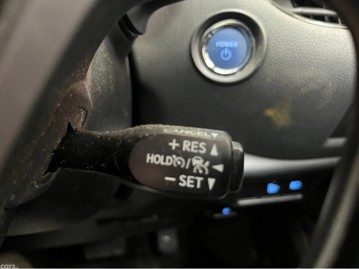 Toyota C-HR SUV, Petrol Hybrid, 2017, Yellow