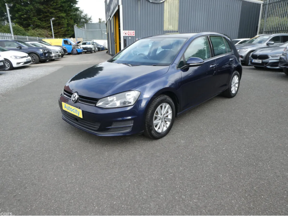 Volkswagen Golf Hatchback, Petrol, 2015, Blue