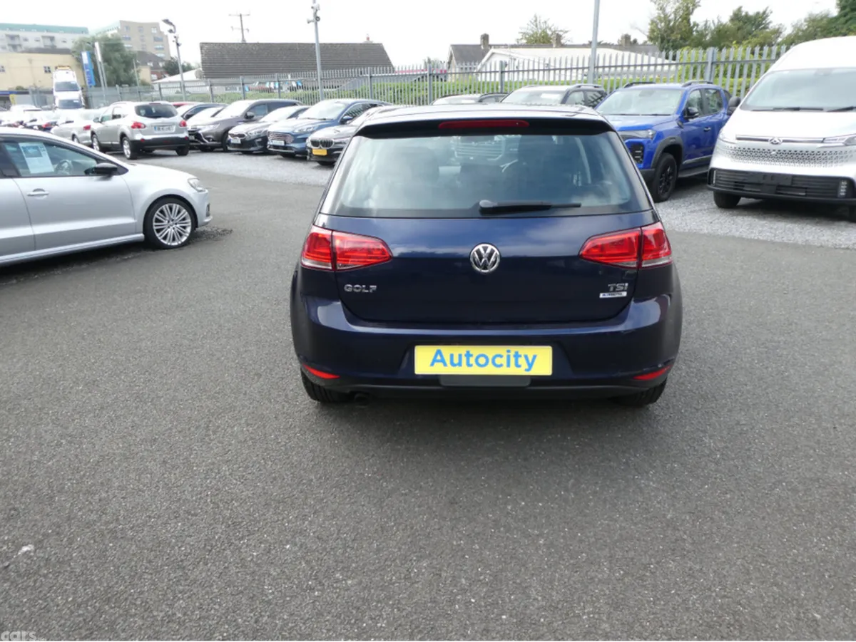 Volkswagen Golf Hatchback, Petrol, 2015, Blue