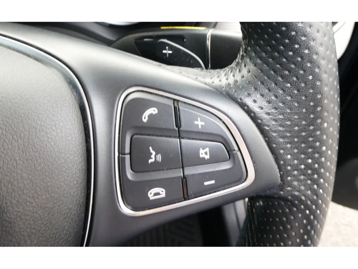 Mercedes-Benz B-Class Hatchback, Petrol, 2016, Black