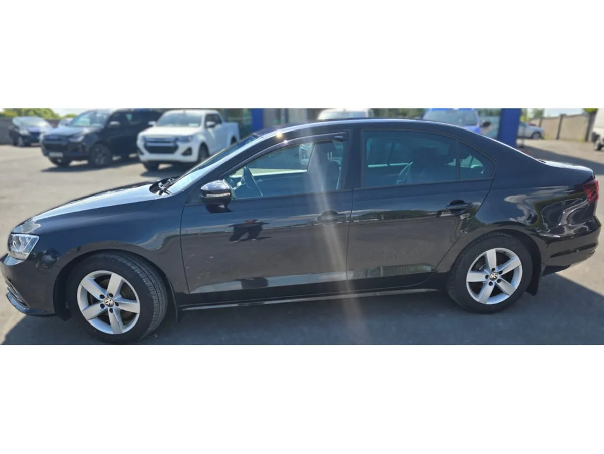 Volkswagen Jetta Saloon, Diesel, 2017, Black