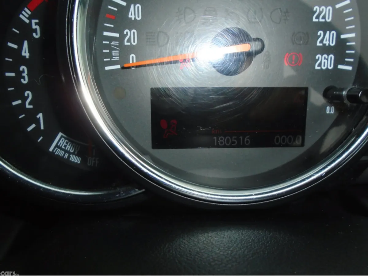 Mini Cooper Hatchback, Diesel, 2014, White