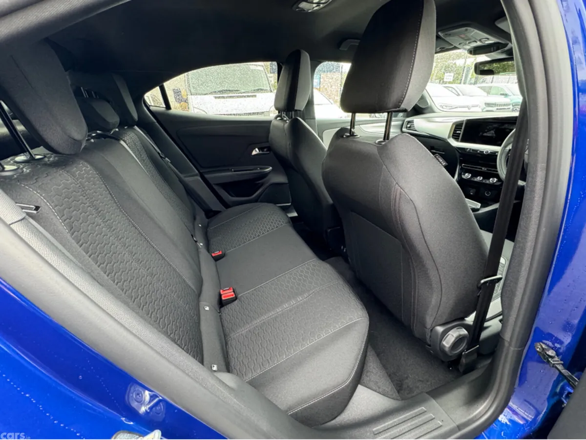 Opel Mokka SUV, Petrol Hybrid, 2026, Blue