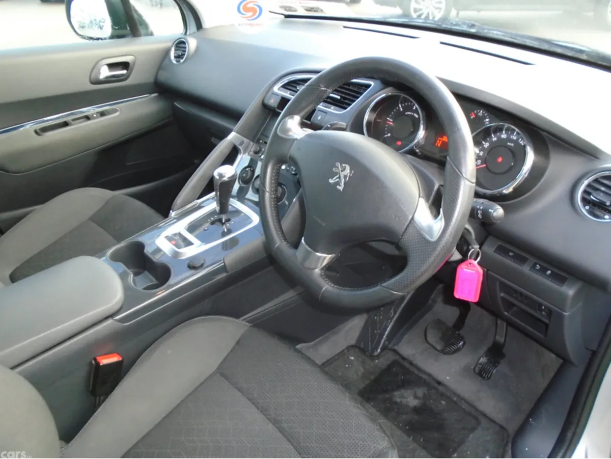 Peugeot 3008 MPV, Diesel, 2014, Grey