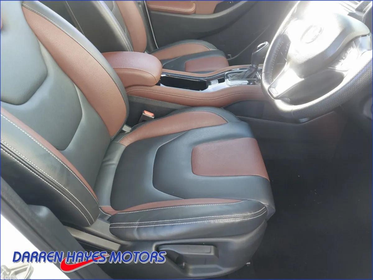 DFSK Glory 580 Van, Petrol, 2023, White