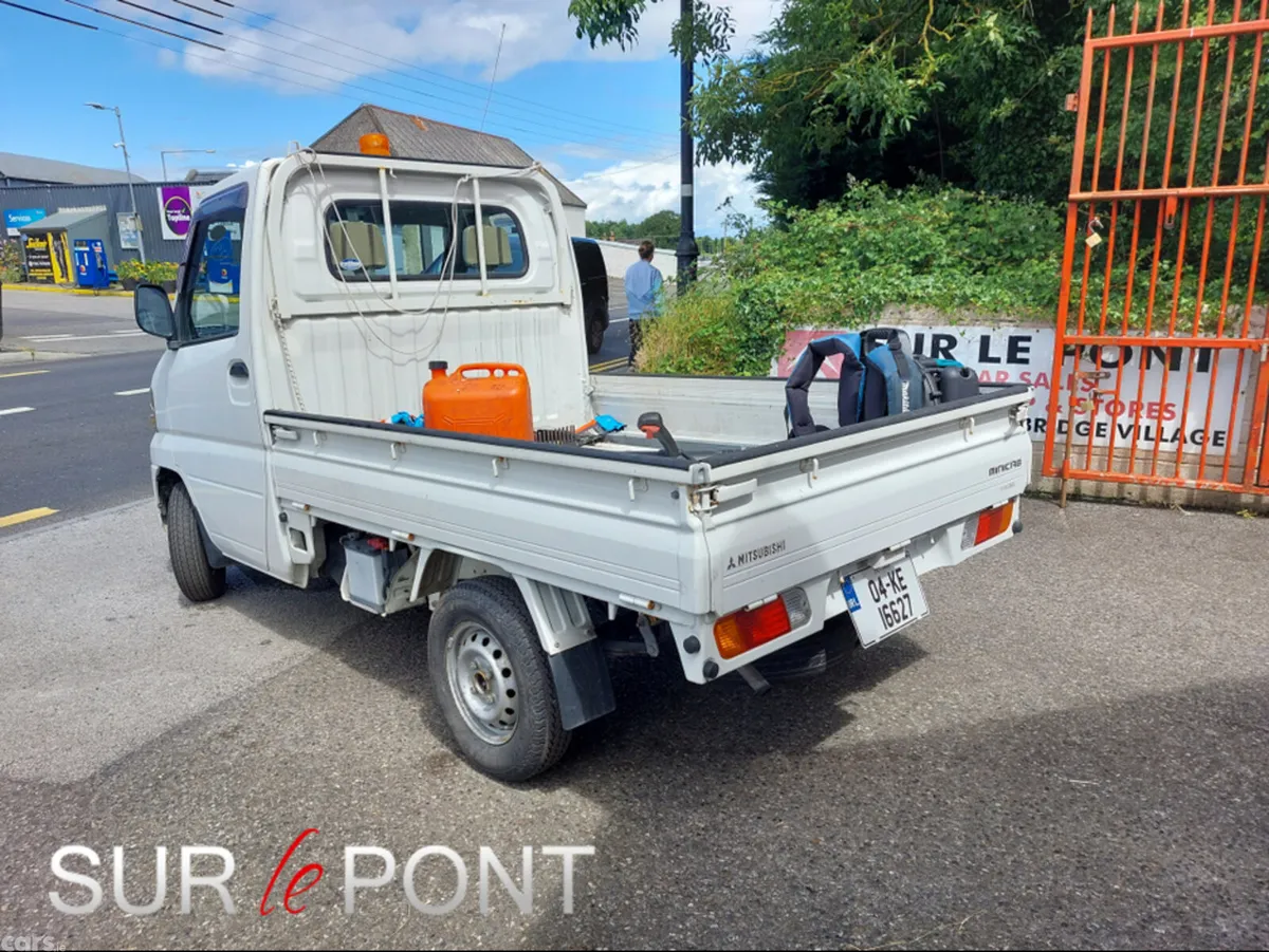 Mitsubishi Other Pick Up, Petrol, 2004, White