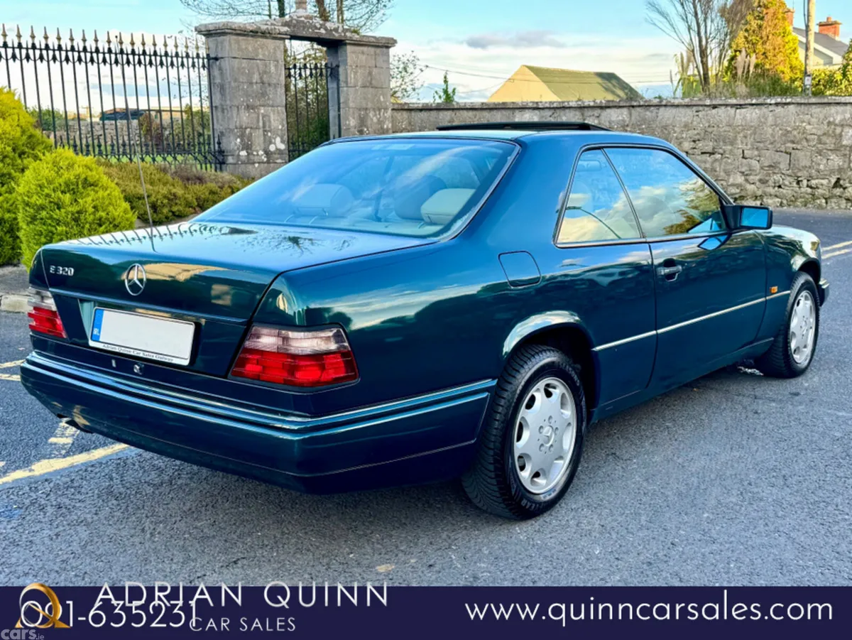 Mercedes-Benz E-Class Coupe, Petrol, 1995, Green
