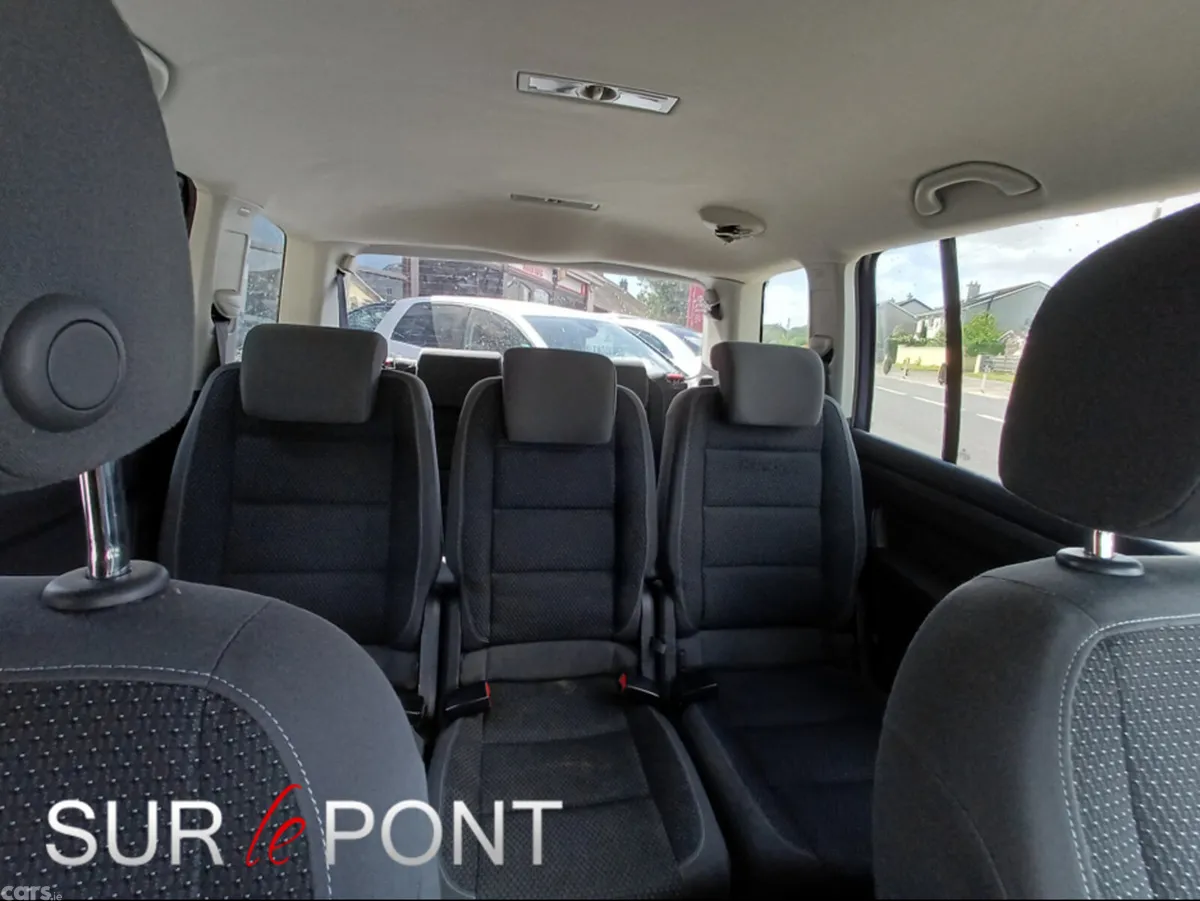 Volkswagen Touran MPV, Petrol, 2015, Blue