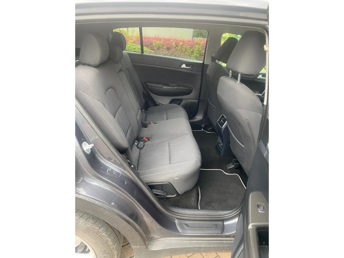 Kia Sportage MPV, Diesel, 2018, Grey