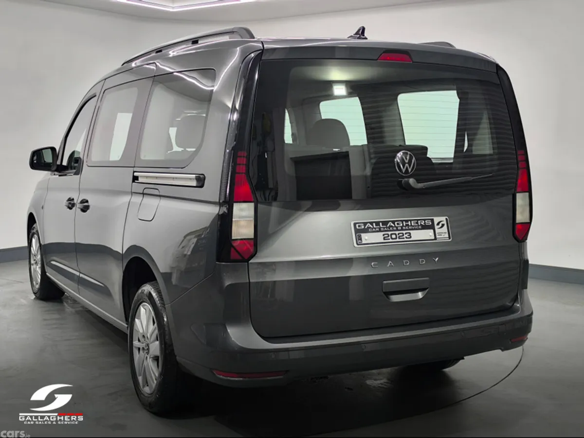 Volkswagen Caddy Maxi Life MPV, Diesel, 2023, Grey
