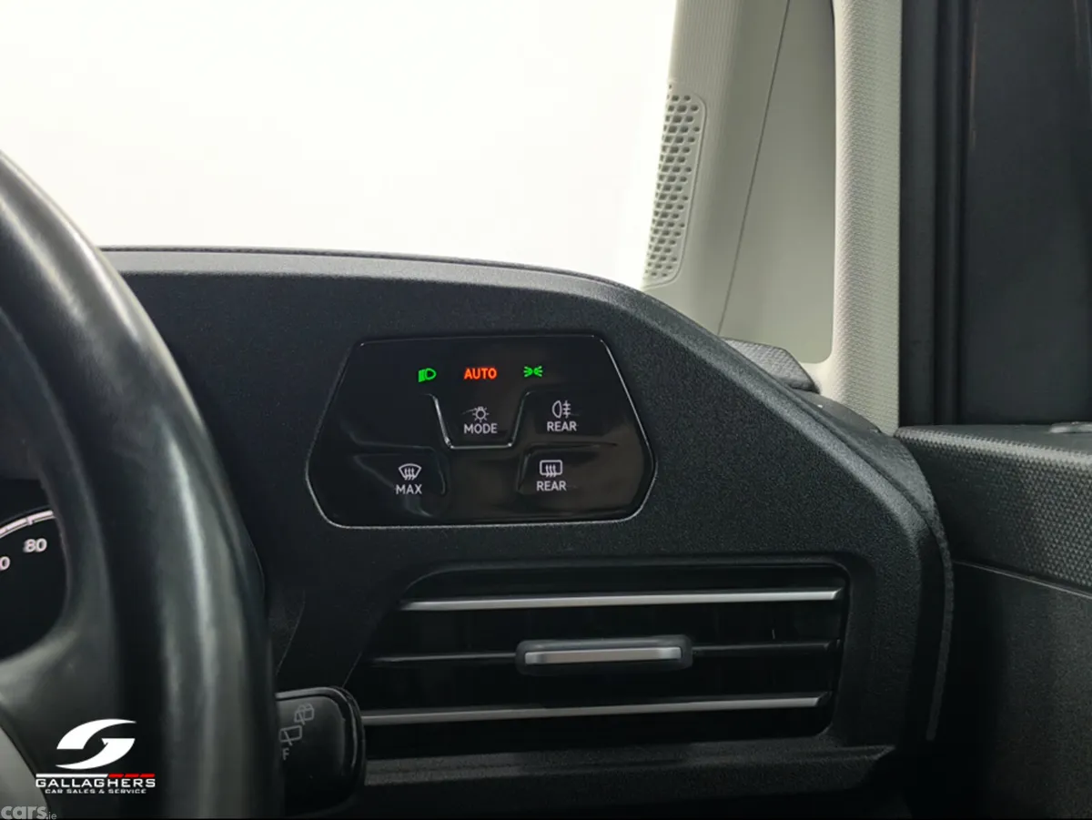 Volkswagen Caddy Maxi Life MPV, Diesel, 2023, Grey