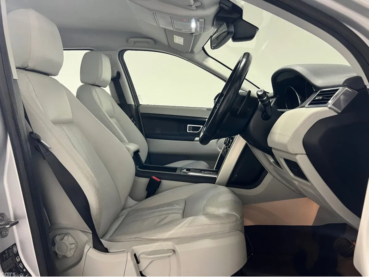 Land Rover Discovery Sport Estate, Diesel, 2019, Grey