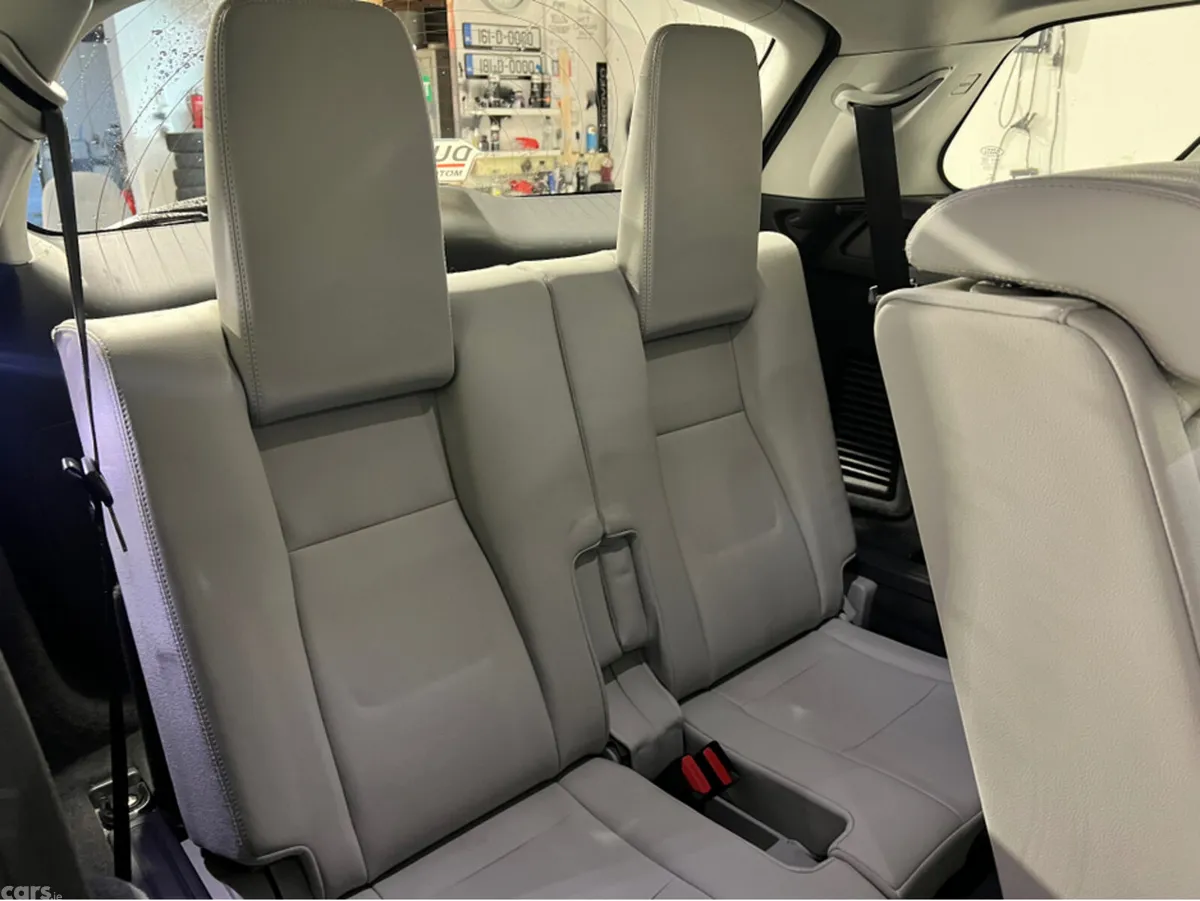 Land Rover Discovery Sport Estate, Diesel, 2019, Grey