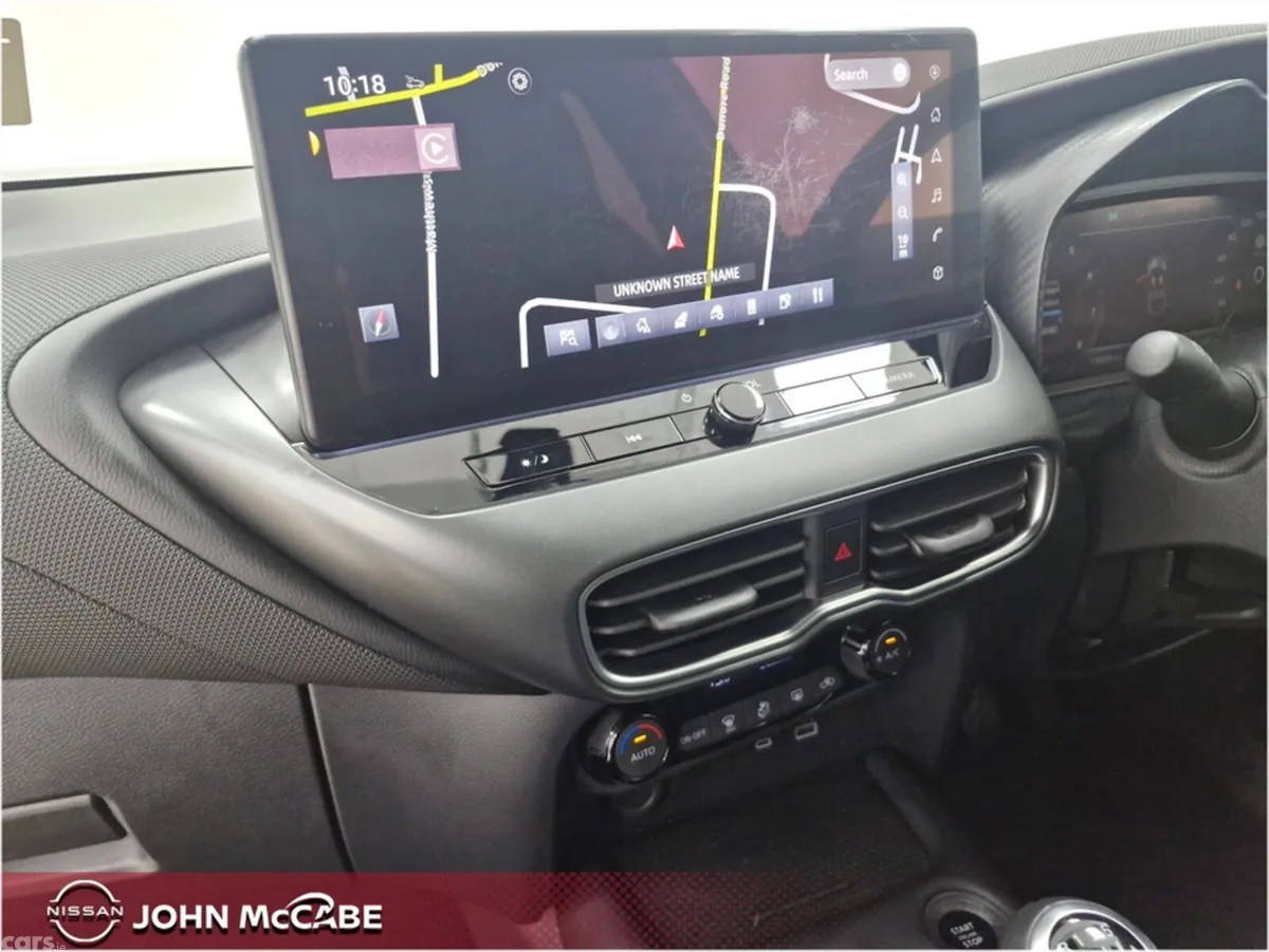 Nissan Juke MPV, Petrol, 2025, White