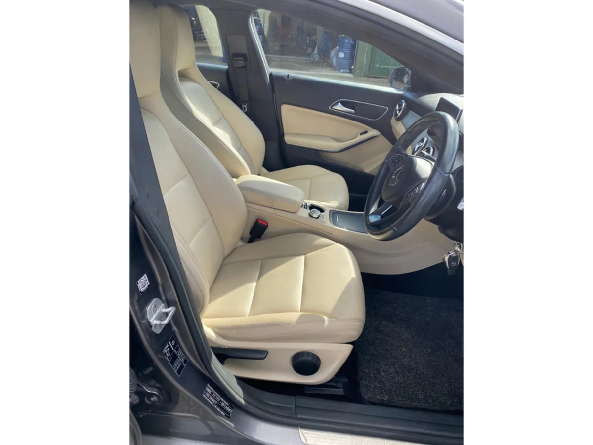 Mercedes-Benz CLA Saloon, Petrol, 2015, Grey