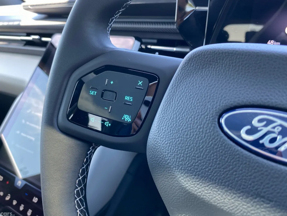 Ford Explorer SUV, Electric, 2026, Silver