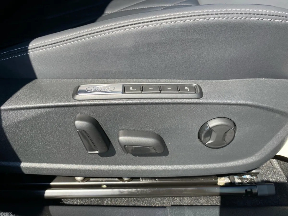 Ford Explorer SUV, Electric, 2026, Silver