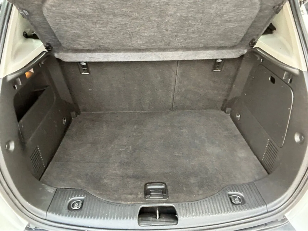 Opel Mokka Hatchback, Diesel, 2014, White