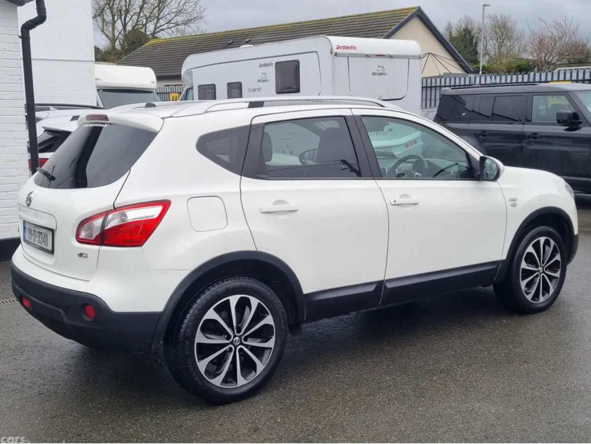 Nissan Qashqai MPV, Diesel, 2013, White