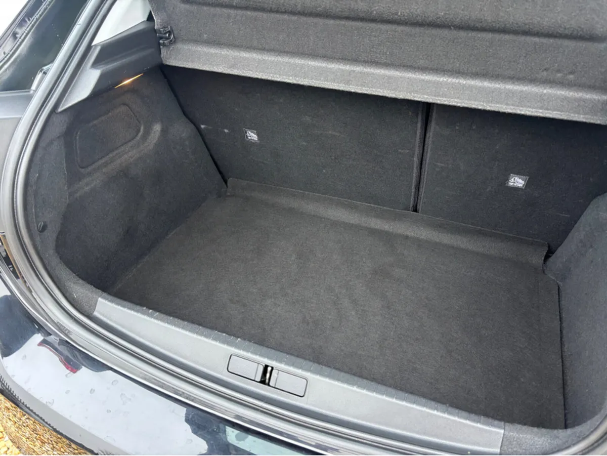 Opel Corsa Hatchback, Petrol, 2020, Black