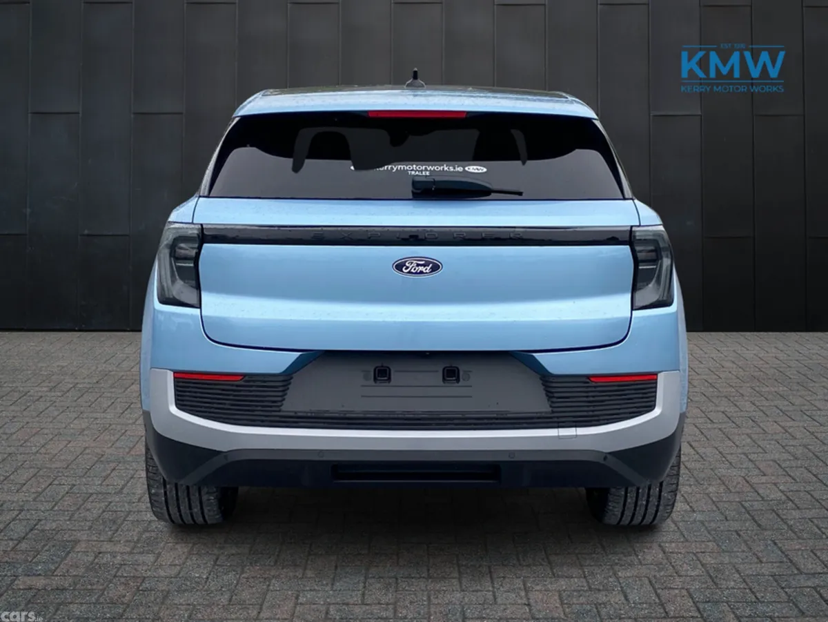 Ford Explorer SUV, Electric, 2026, Blue