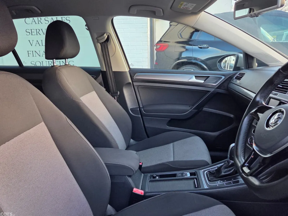 Volkswagen Golf Hatchback, Petrol, 2016, Silver