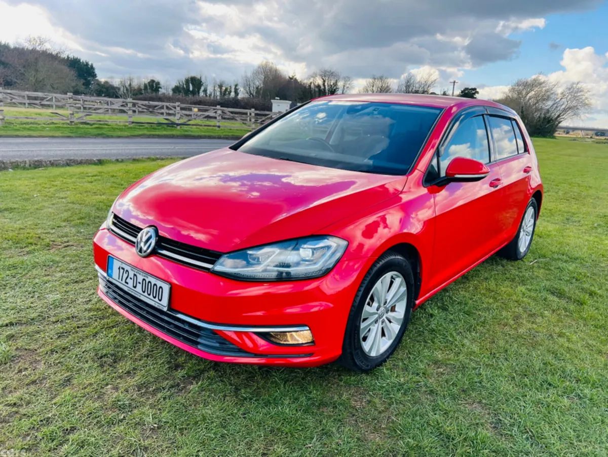 Volkswagen Golf Hatchback, Petrol, 2017, Red