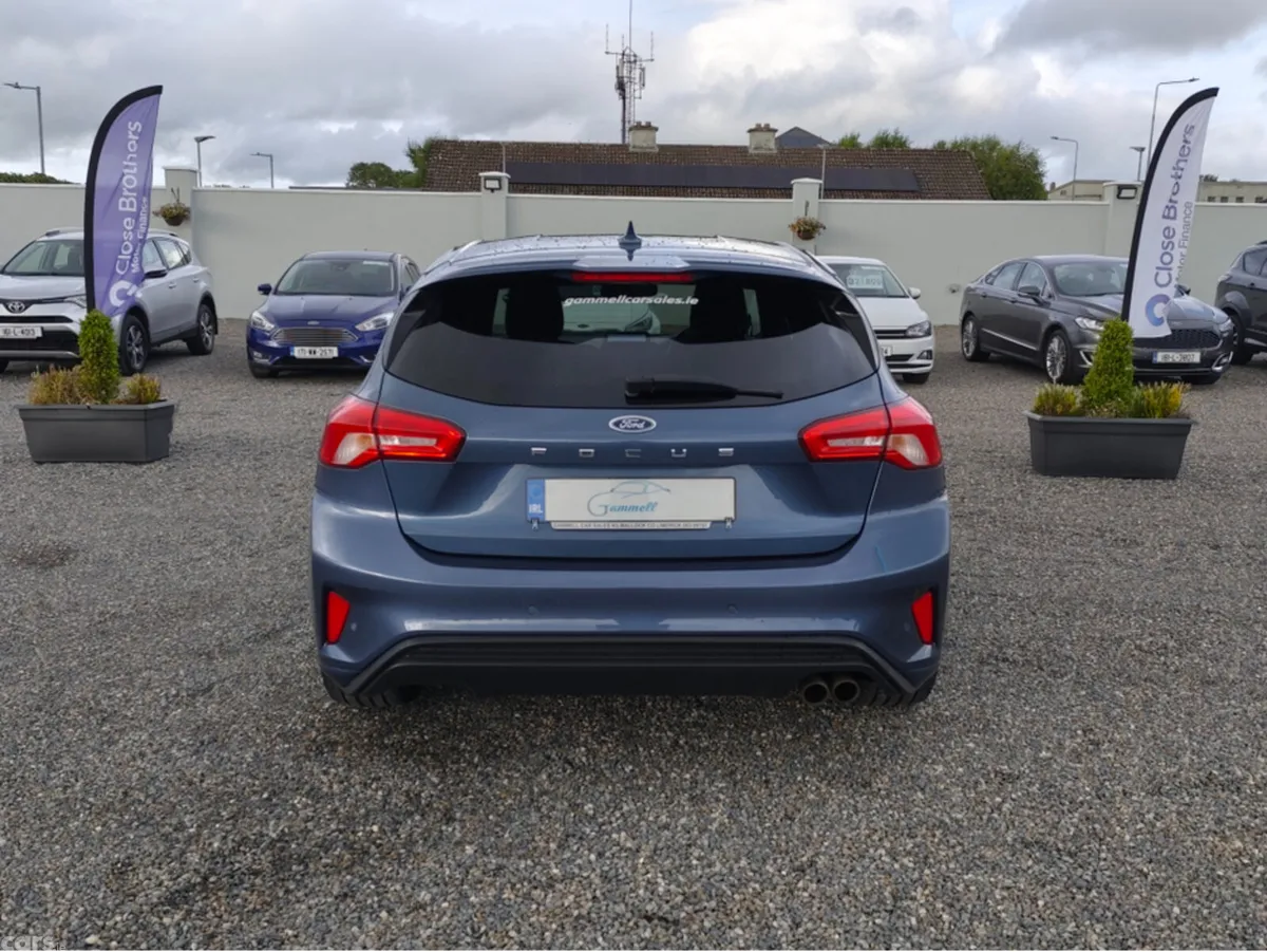 Ford Focus Hatchback, Petrol, 2020, Blue