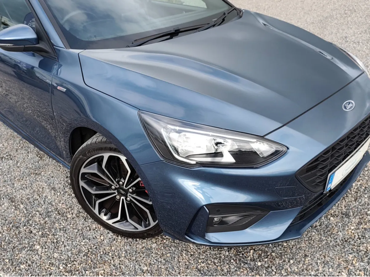 Ford Focus Hatchback, Petrol, 2020, Blue