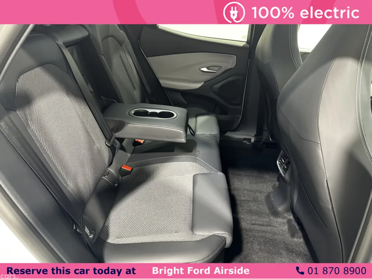 Ford Explorer SUV, Electric, 2025, Blue