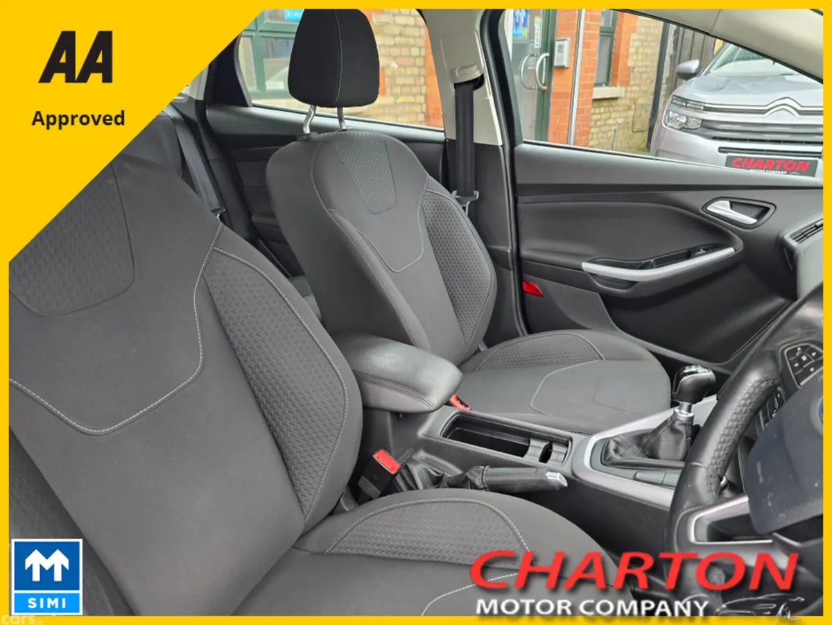 Ford Focus Hatchback, Petrol, 2016, Blue