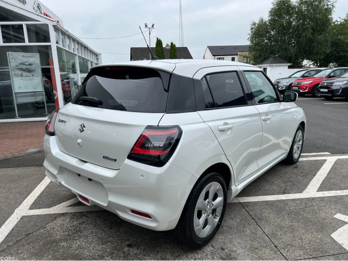 Suzuki Swift Hatchback, Petrol Hybrid, 2026, White