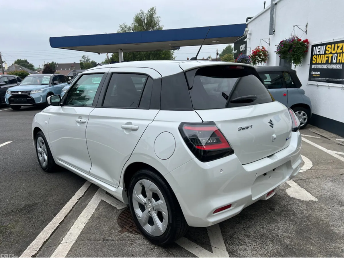 Suzuki Swift Hatchback, Petrol Hybrid, 2026, White