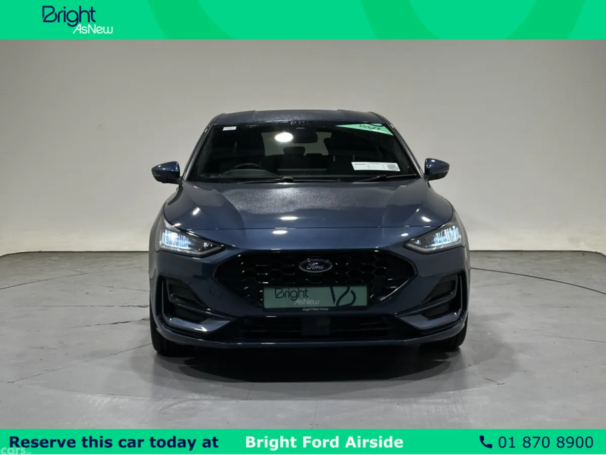 Ford Focus Hatchback, Petrol Hybrid, 2023, Blue
